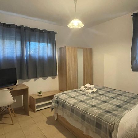 Apartmán Semi-Basement 250M From Sea, Nea Chili Alexandrupoli Exteriér fotografie