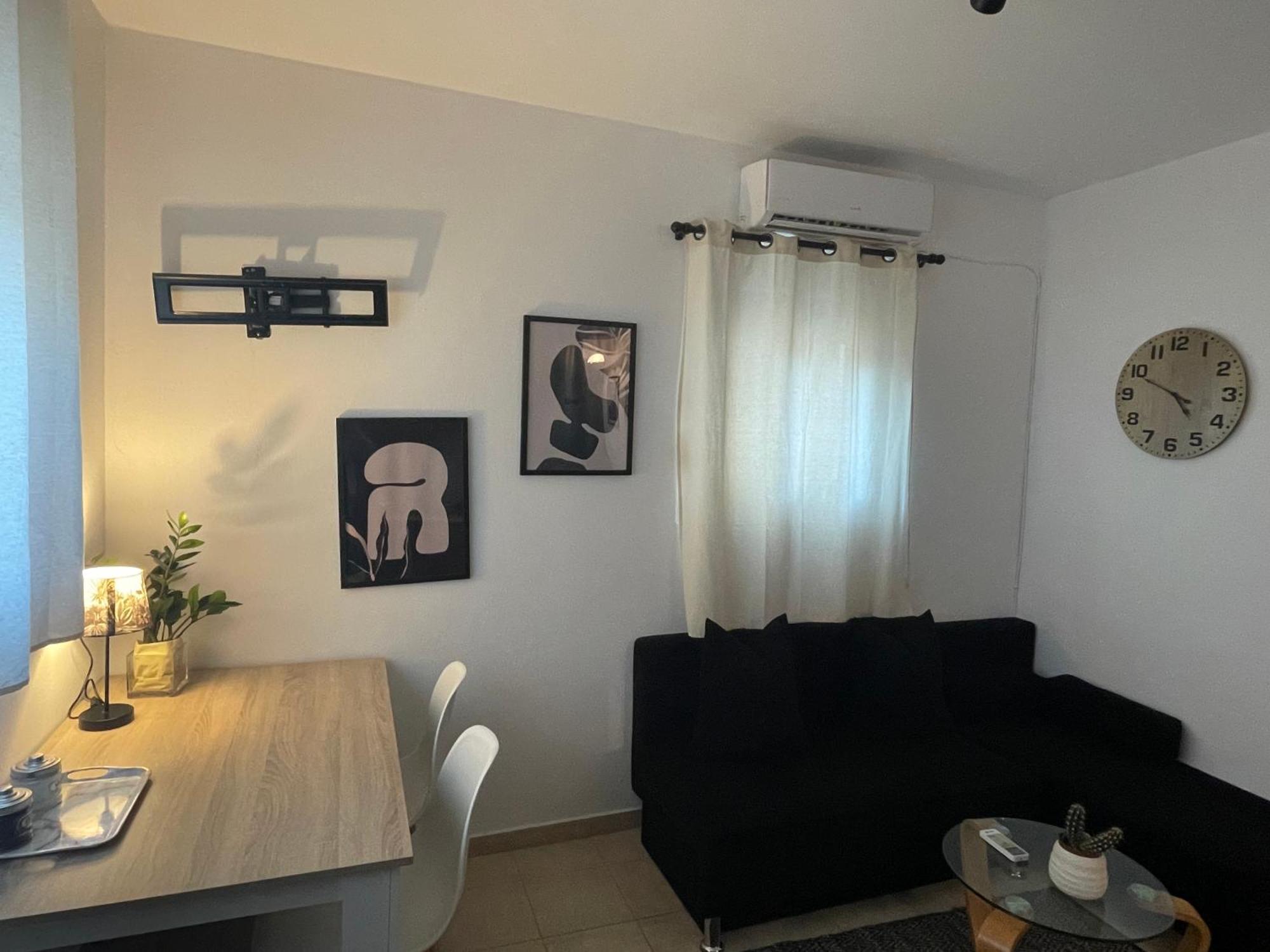 Apartmán Semi-Basement 250M From Sea, Nea Chili Alexandrupoli Exteriér fotografie